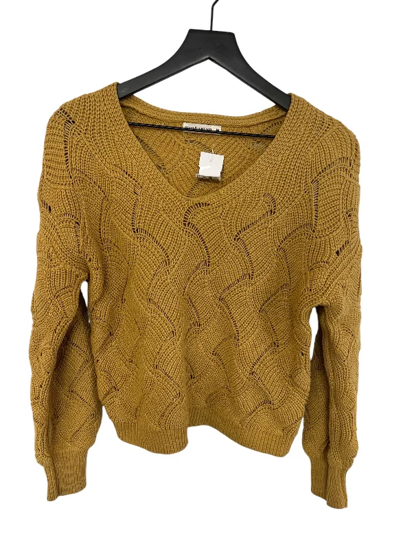 Sweater By Clothes Mentor In Yellow, Size: M