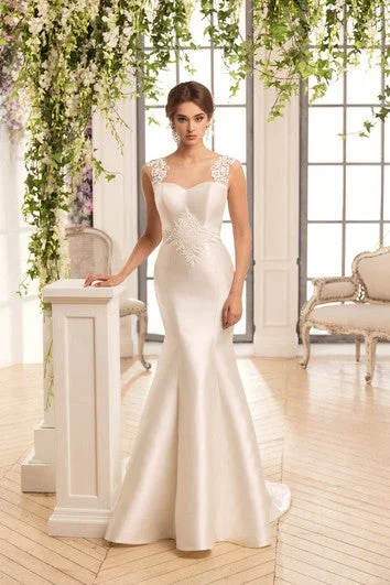 Mermaid Long Scoop Sleeveless Illusion Satin Wedding Dress With Appliques