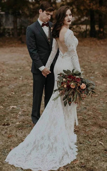 Sexy Backless Bateau-neck Long Sleeve Sheath Lace Outdoor Wedding Dress