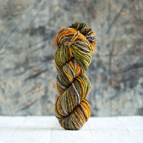 Urth Yarns - Uneek Worsted