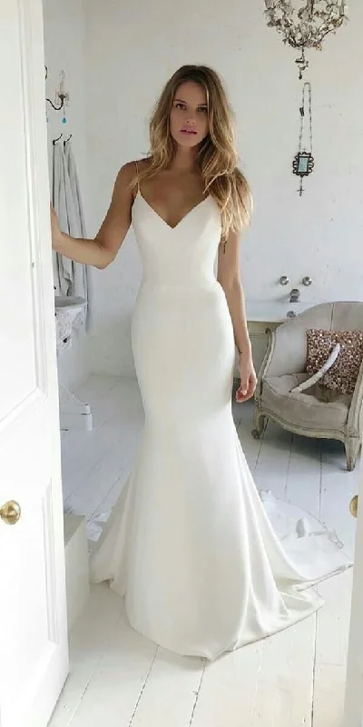 Mermaid Spaghetti Straps V-neck Open Back Wedding Dress